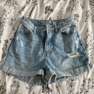 COPY - H&M Mom Jean Shorts Size 4
